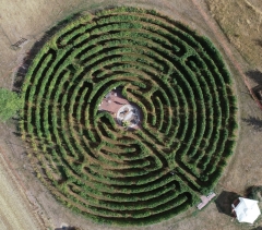 6. Hausmesse am Hiller 12-Kreis-Labyrinth